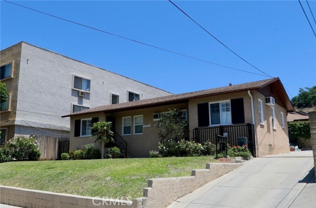 2432 N Eastern Avenue, Los Angeles, CA 90032