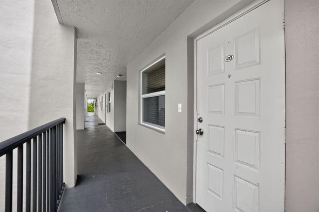 4191 Cypress Reach Court 403, Pompano Beach, FL 33069