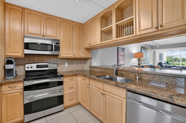 4191 Cypress Reach Court 403, Pompano Beach, FL 33069