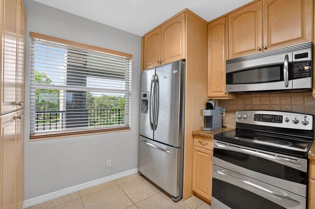 4191 Cypress Reach Court 403, Pompano Beach, FL 33069