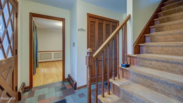 38 Hamilton Street, Guilderland, NY 12084
