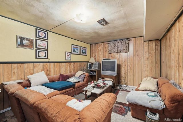 80 E 106th Avenue, Northglenn, CO 80233