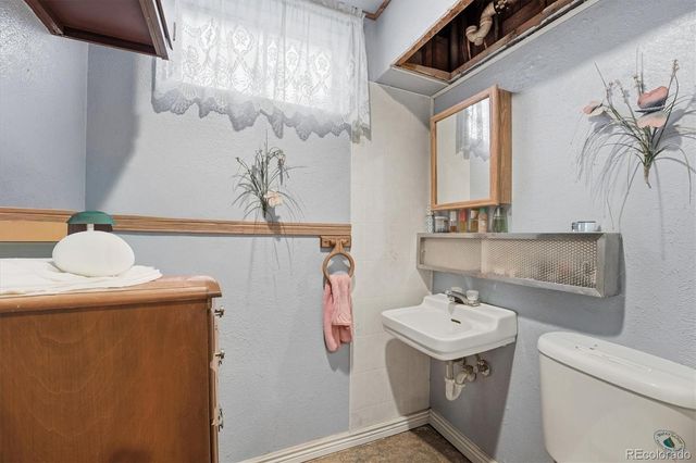 80 E 106th Avenue, Northglenn, CO 80233