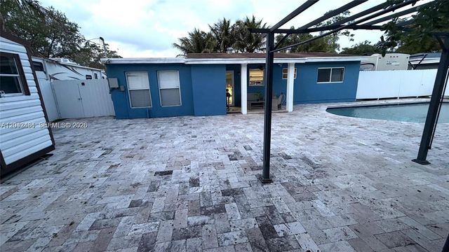 1555 SW 21st Way, Fort Lauderdale, FL 33312