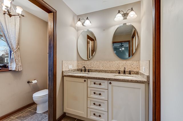 3311 Indian Wood Lane, Joliet, IL 60431