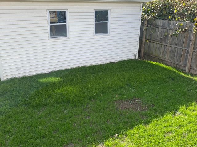 6109 W Berenice Avenue, Chicago, IL 60634