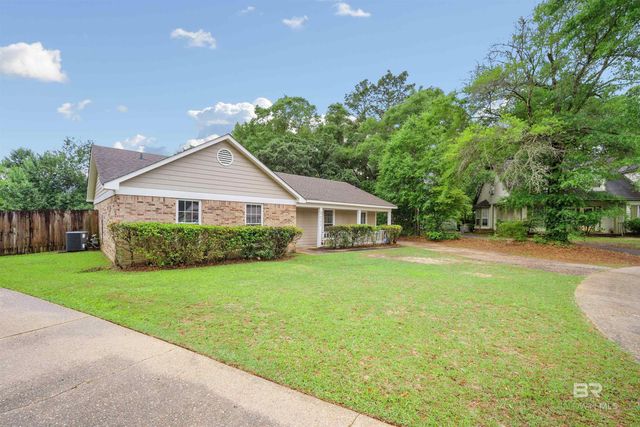 6421 Saint Thomas Court, Mobile, AL 36618