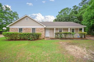 6421 Saint Thomas Court, Mobile, AL 36618
