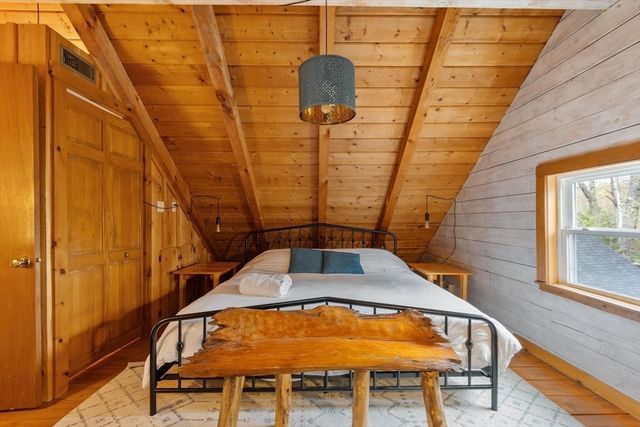 34 Jowders Cove Rd, Rindge, NH 03461