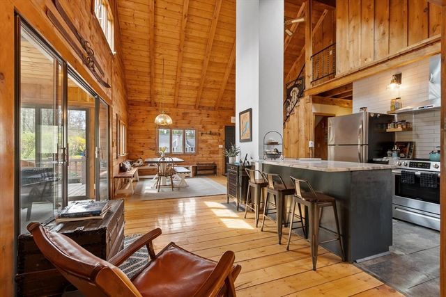 34 Jowders Cove Rd, Rindge, NH 03461