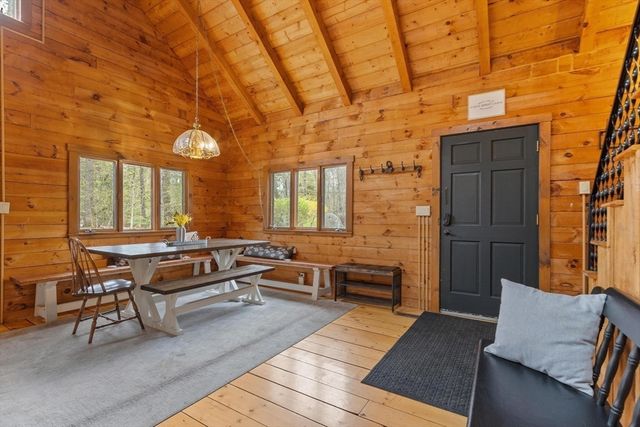 34 Jowders Cove Rd, Rindge, NH 03461