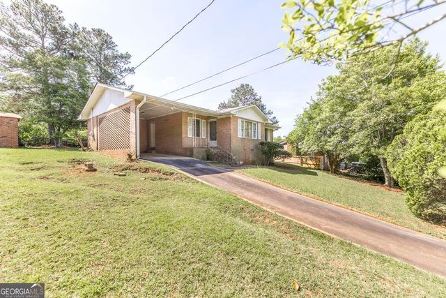 3271 Commodore Drive, Macon, GA 31211