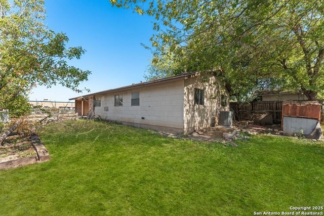 6614 Brownleaf, San Antonio, TX 78227