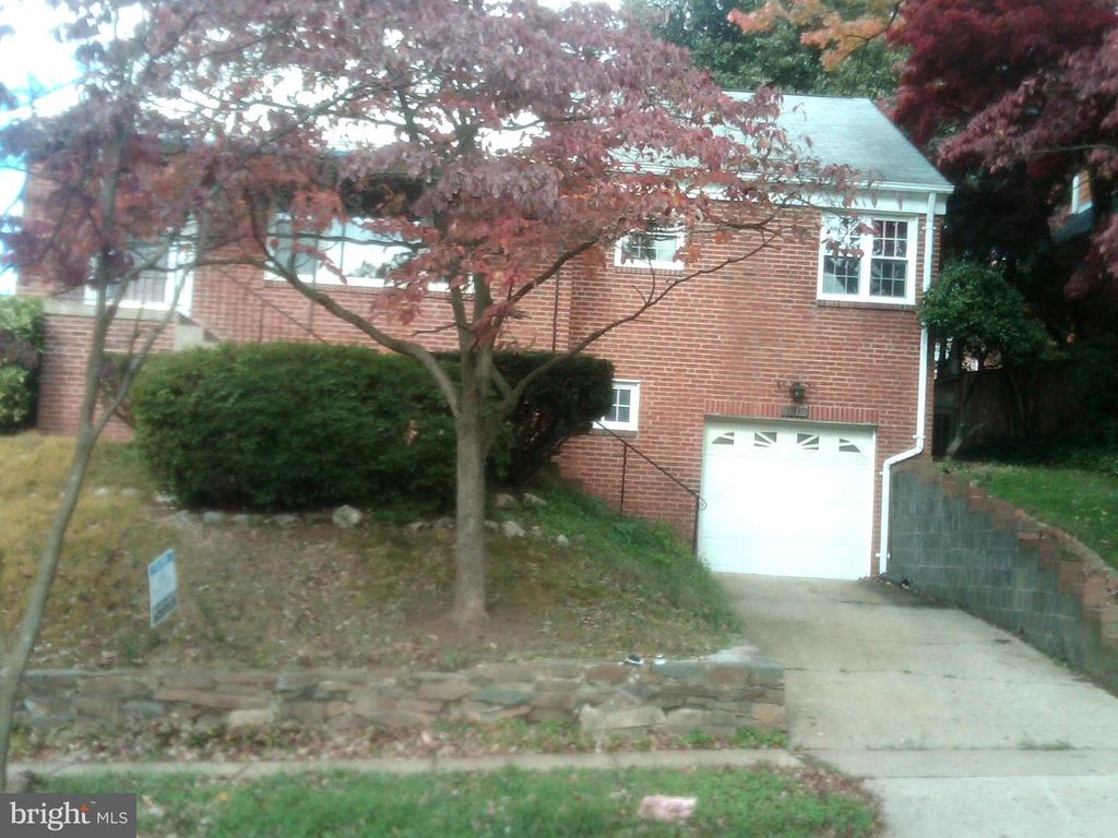 4619 EDGEFIELD RD, Bethesda, MD 20814