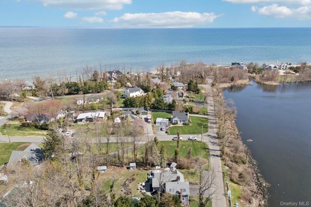 69 Fresh Pond Road, Northport, NY 11768