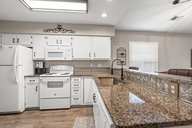 560 White River Dr Unit 43G, Myrtle Beach, SC 29579