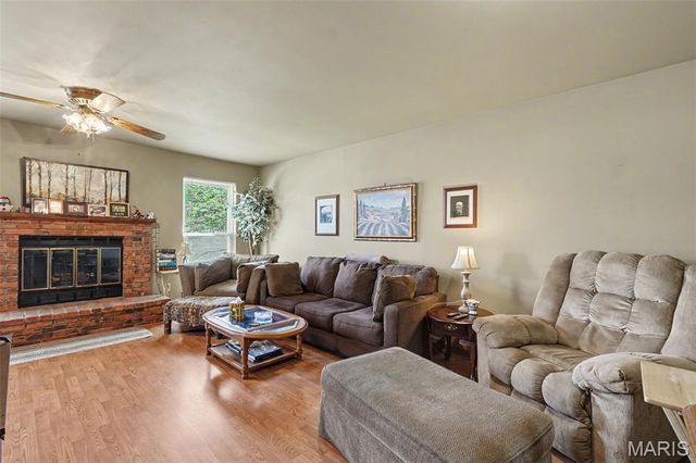10324 Fairway Drive 2424, Foristell, MO 63348