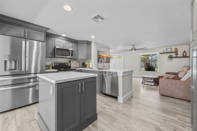 1223 BILTMORE DRIVE, Fort Myers, FL 33901