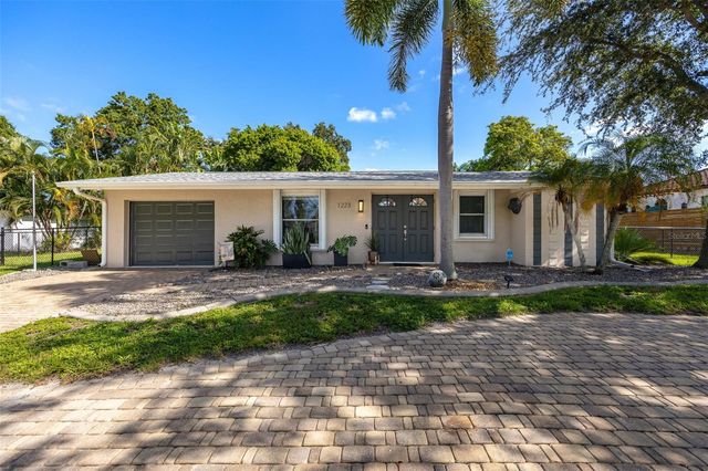 1223 BILTMORE DRIVE, Fort Myers, FL 33901