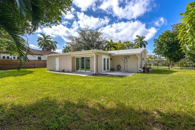 1223 BILTMORE DRIVE, Fort Myers, FL 33901