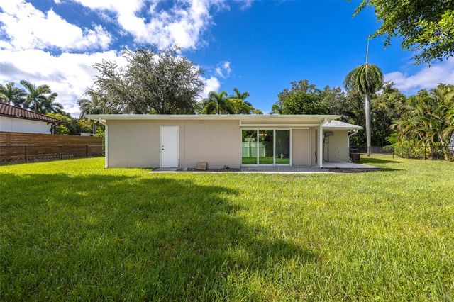 1223 BILTMORE DRIVE, Fort Myers, FL 33901