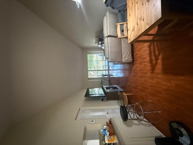 902 Coral Club Drive 902, Coral Springs, FL 33071