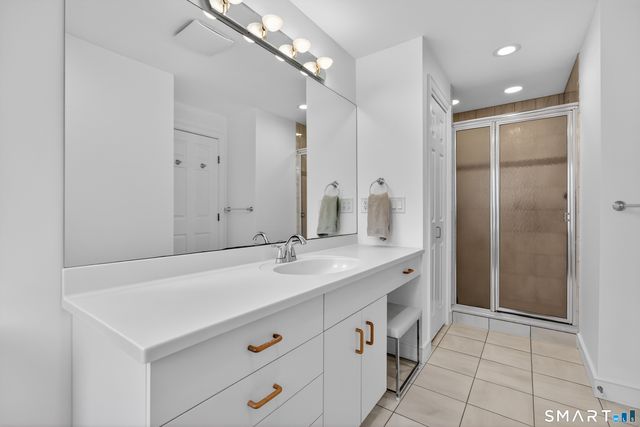 83 Old North Road, Stonington, CT 06355