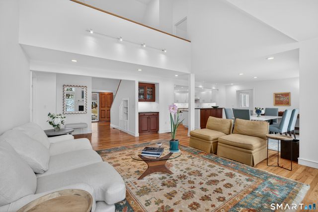 83 Old North Road, Stonington, CT 06355