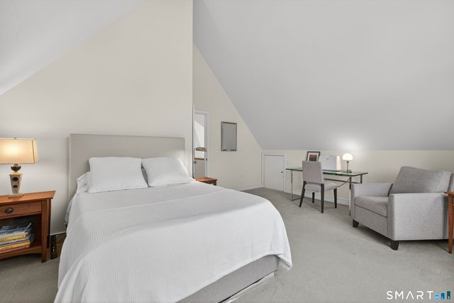 83 Old North Road, Stonington, CT 06355