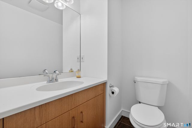 83 Old North Road, Stonington, CT 06355