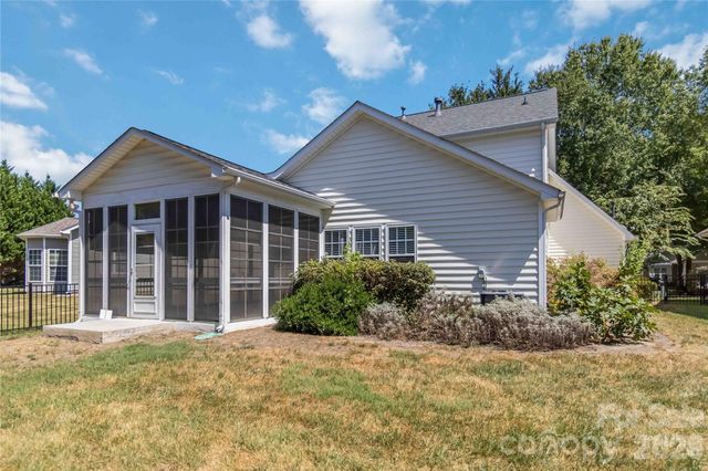 1348 Millbank Drive, Matthews, NC 28104