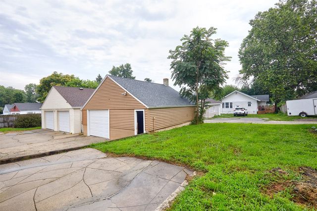3925 3rd Street, Des Moines, IA 50313