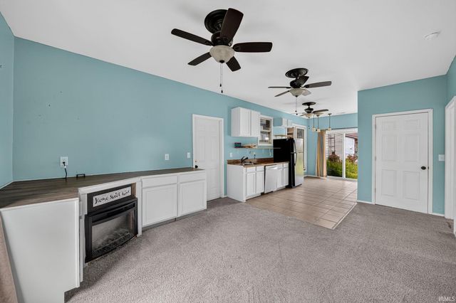 51444 Kenilworth Road, South Bend, IN 46637