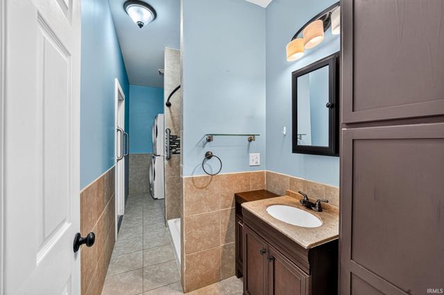 51444 Kenilworth Road, South Bend, IN 46637