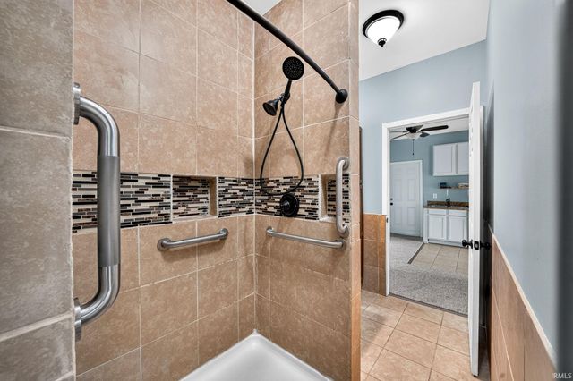 51444 Kenilworth Road, South Bend, IN 46637
