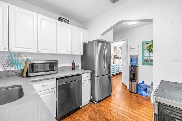 416 61ST AVENUE NE, St Petersburg, FL 33703