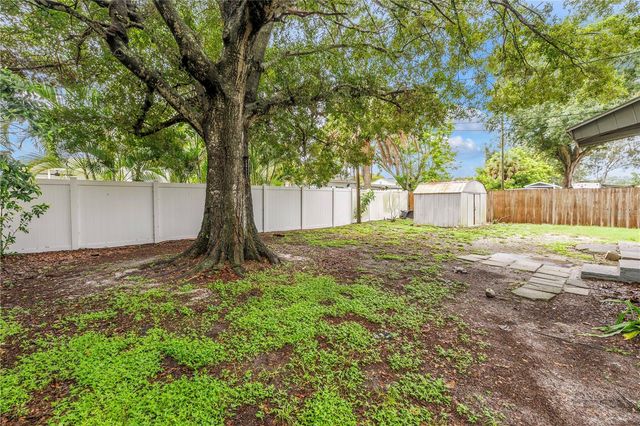 416 61ST AVENUE NE, St Petersburg, FL 33703