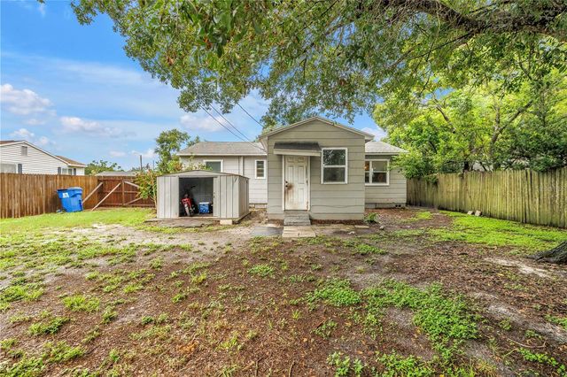 416 61ST AVENUE NE, St Petersburg, FL 33703