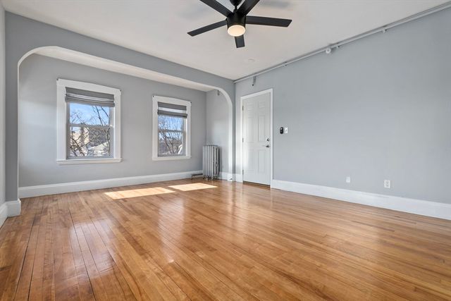 55 Pine St 2, Swampscott, MA 01907