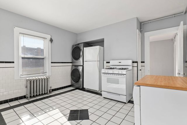 55 Pine St 2, Swampscott, MA 01907