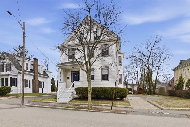 55 Pine St 2, Swampscott, MA 01907
