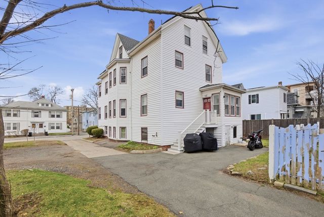 55 Pine St 2, Swampscott, MA 01907
