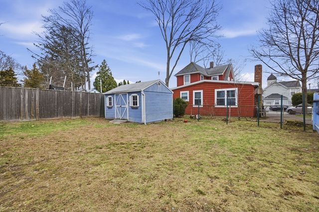 55 Pine St 2, Swampscott, MA 01907