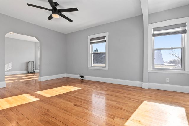 55 Pine St 2, Swampscott, MA 01907