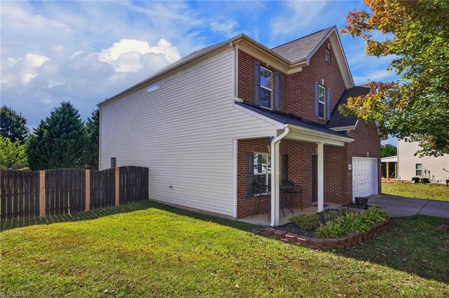 694 Trotters Run Court, Whitsett, NC 27377