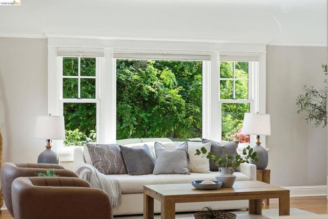 1627 62nd Street, Berkeley, CA 94703