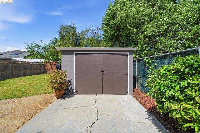 1627 62nd Street, Berkeley, CA 94703