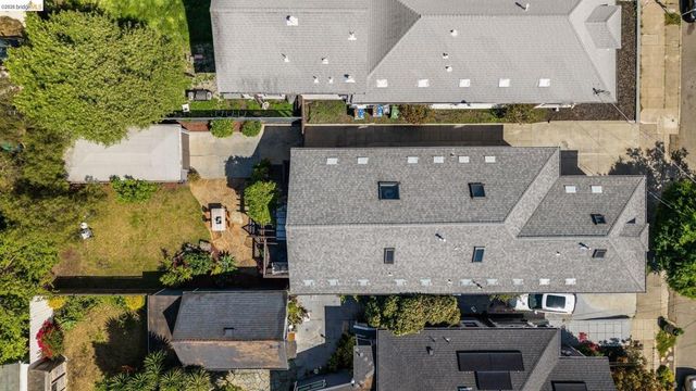 1627 62nd Street, Berkeley, CA 94703