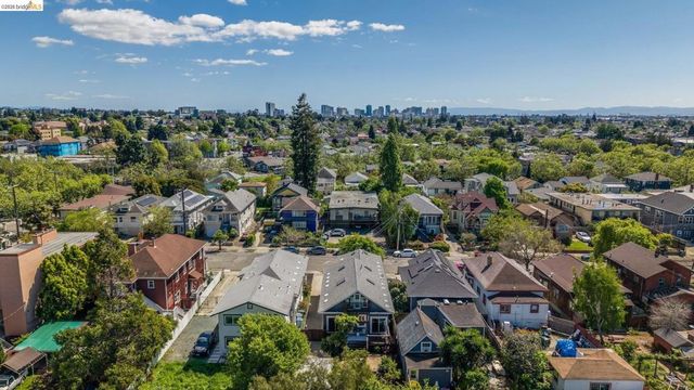 1627 62nd Street, Berkeley, CA 94703