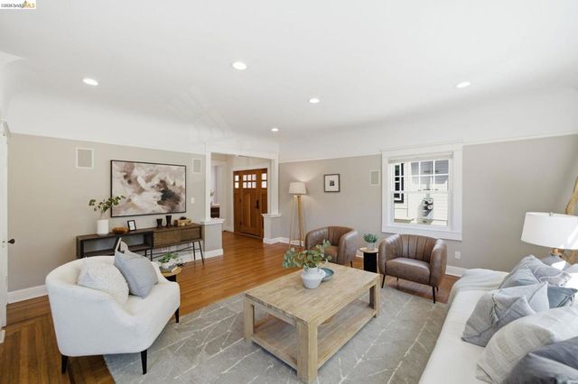 1627 62nd Street, Berkeley, CA 94703